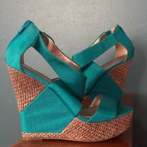Size 8 BCBG wedges